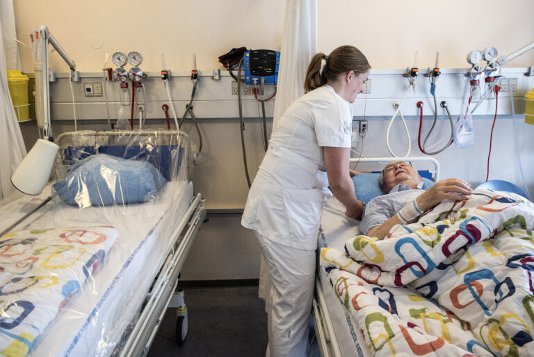 gennemsnitsløn sygeplejerske