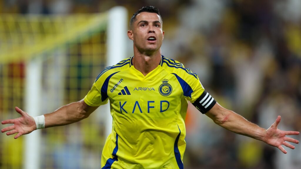 Cristiano Ronaldo i Al-Nassr-trøjen – tal bag Ronaldo løn i 2026